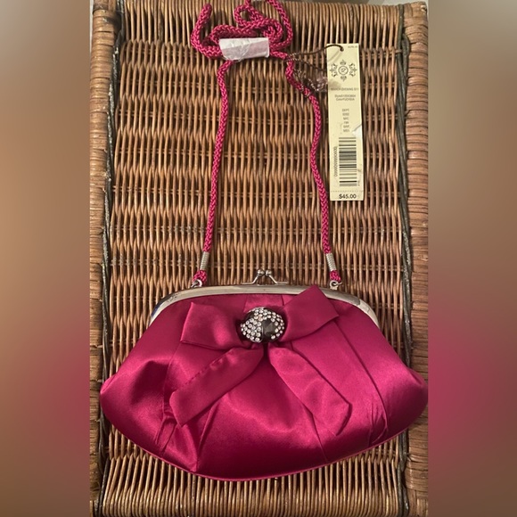 🎀Kate Landry Evening Formal Fuschia with Rhinestone/Black Centerpiece & Bow NWT - Picture 1 of 13